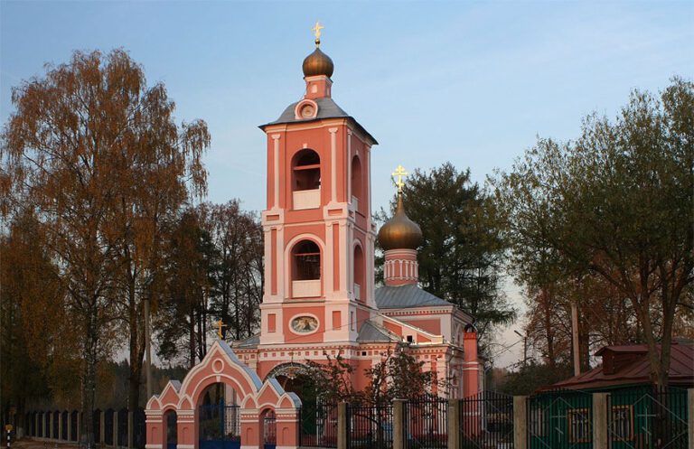 Успенский храм с. Шарапово.