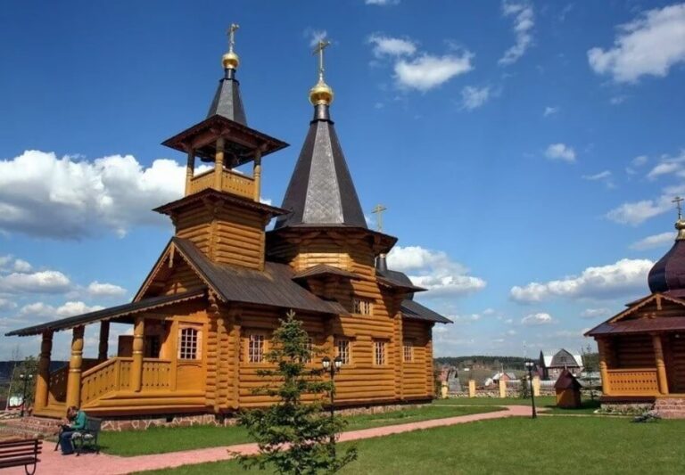 Михаило-Архангельский храм с. Бушарино.